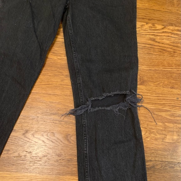 EUC Abercrombie & Fitch the 90s straight ultra high rise jeans
Size 26/2 - Picture 6 of 12